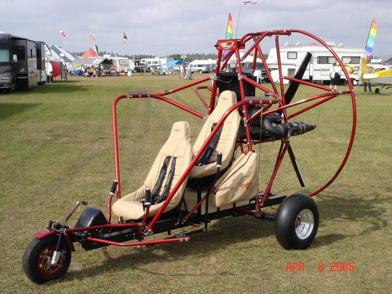 Infinity PPC Commander two seat chrome red